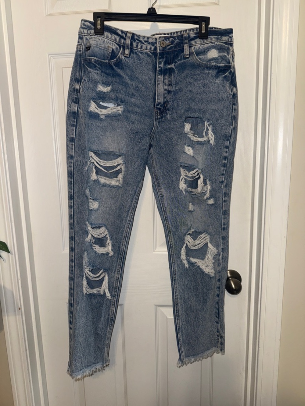 KanCan Distressed Boyfriend Jeans in Light Blue Wash